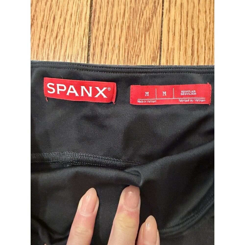SPANX Faux Leather Leggings Black Medium Regular High Rise Shaping Pull On - Picture 2 of 5